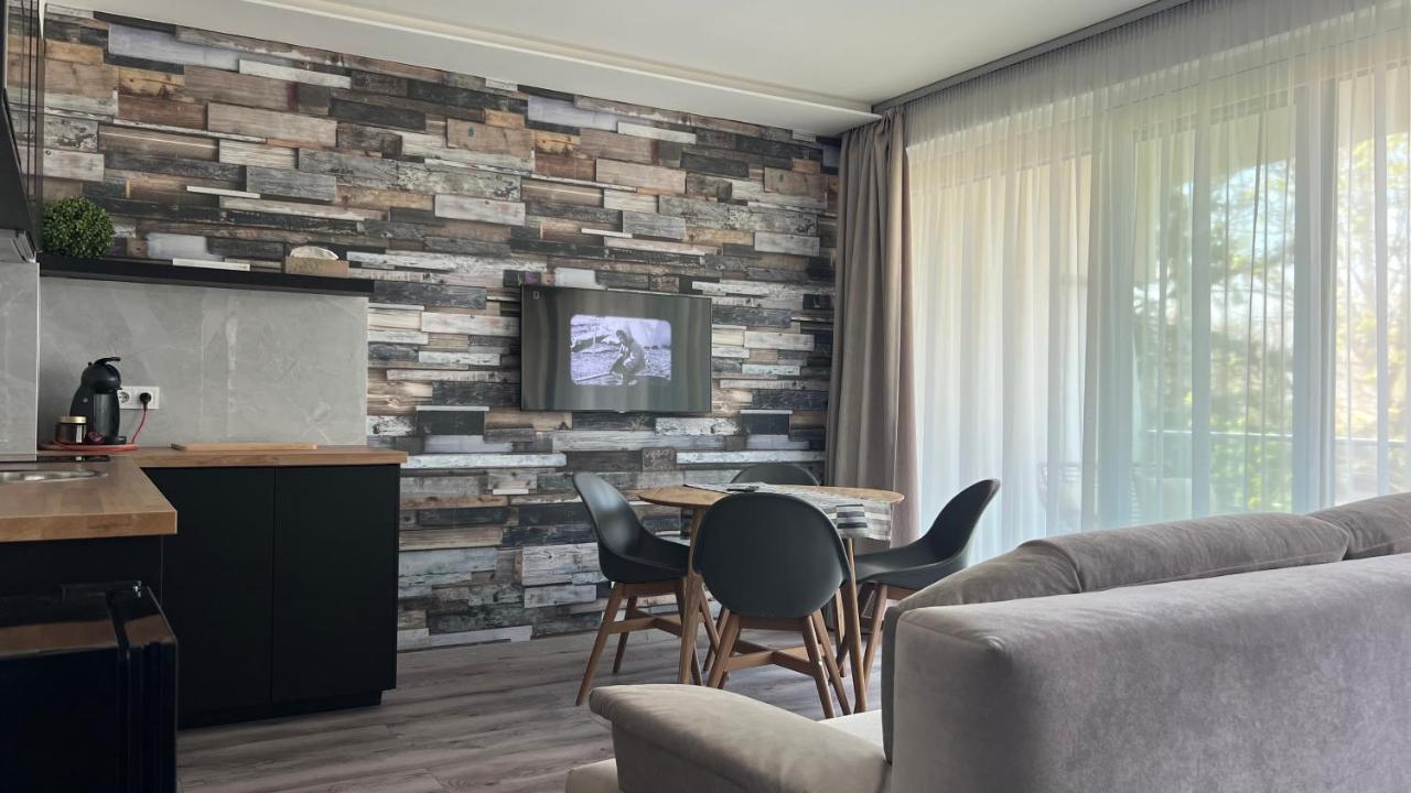 Villa Bauhaus Wellness Apartman 202 Siofok Luaran gambar